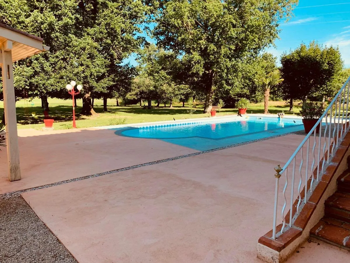 Manoir De La Gravette, Manoir Et Table D'Hotes Montauban