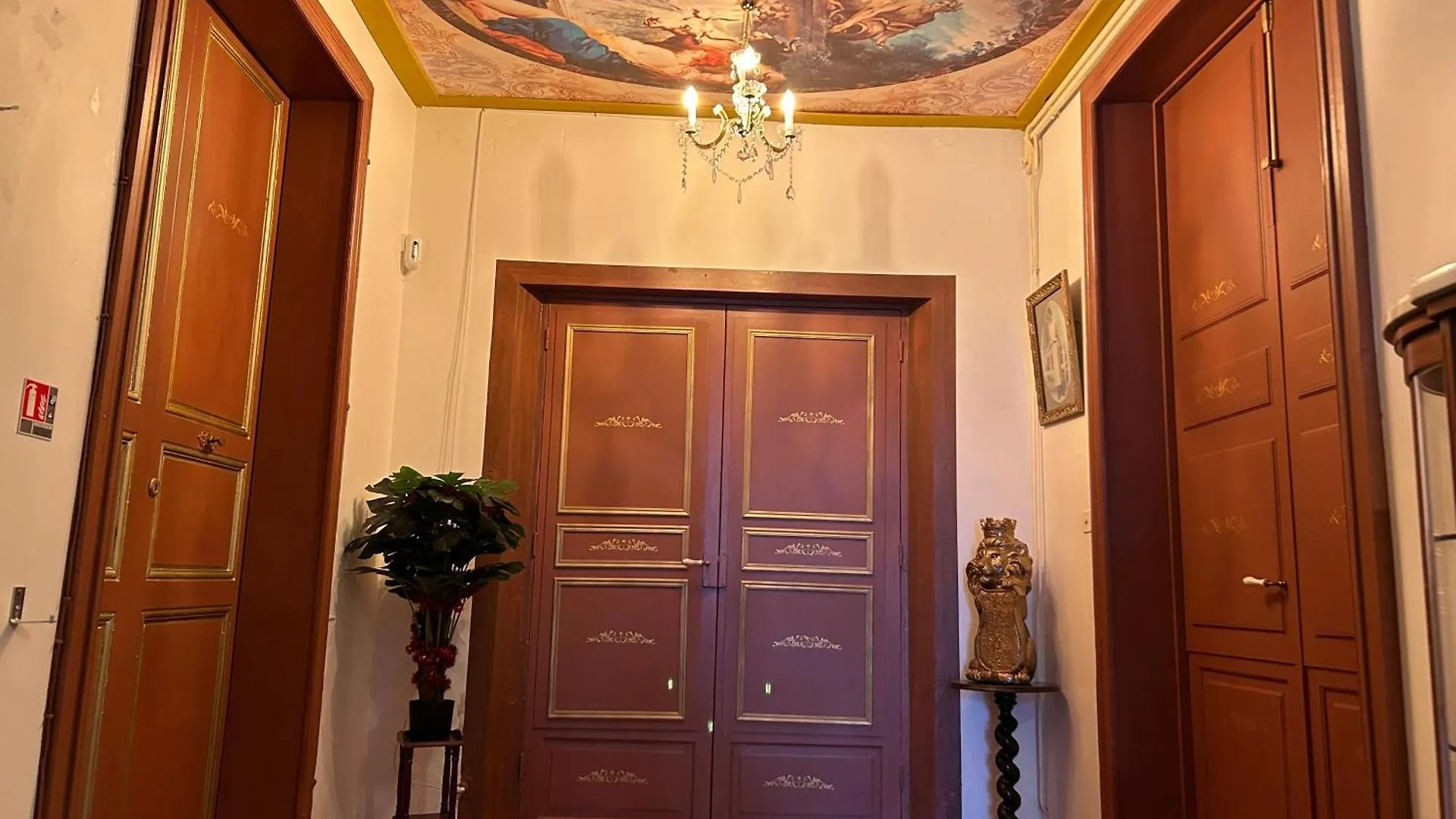 Pensión Manoir De La Gravette, Manoir Et Table D'Hotes Montauban