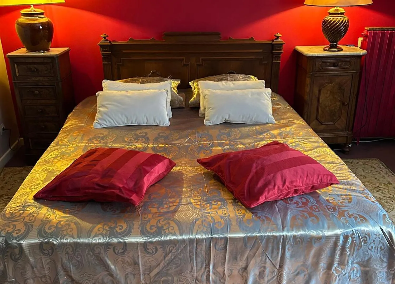 Manoir De La Gravette, Manoir Et Table D'Hotes Montauban Gasthof