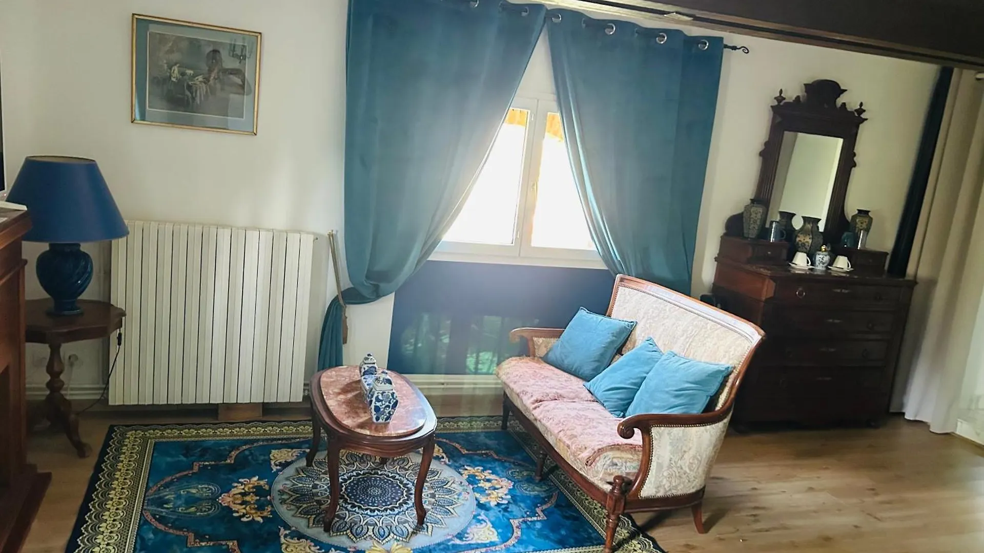 Manoir De La Gravette, Manoir Et Table D'Hotes Montauban Gasthof