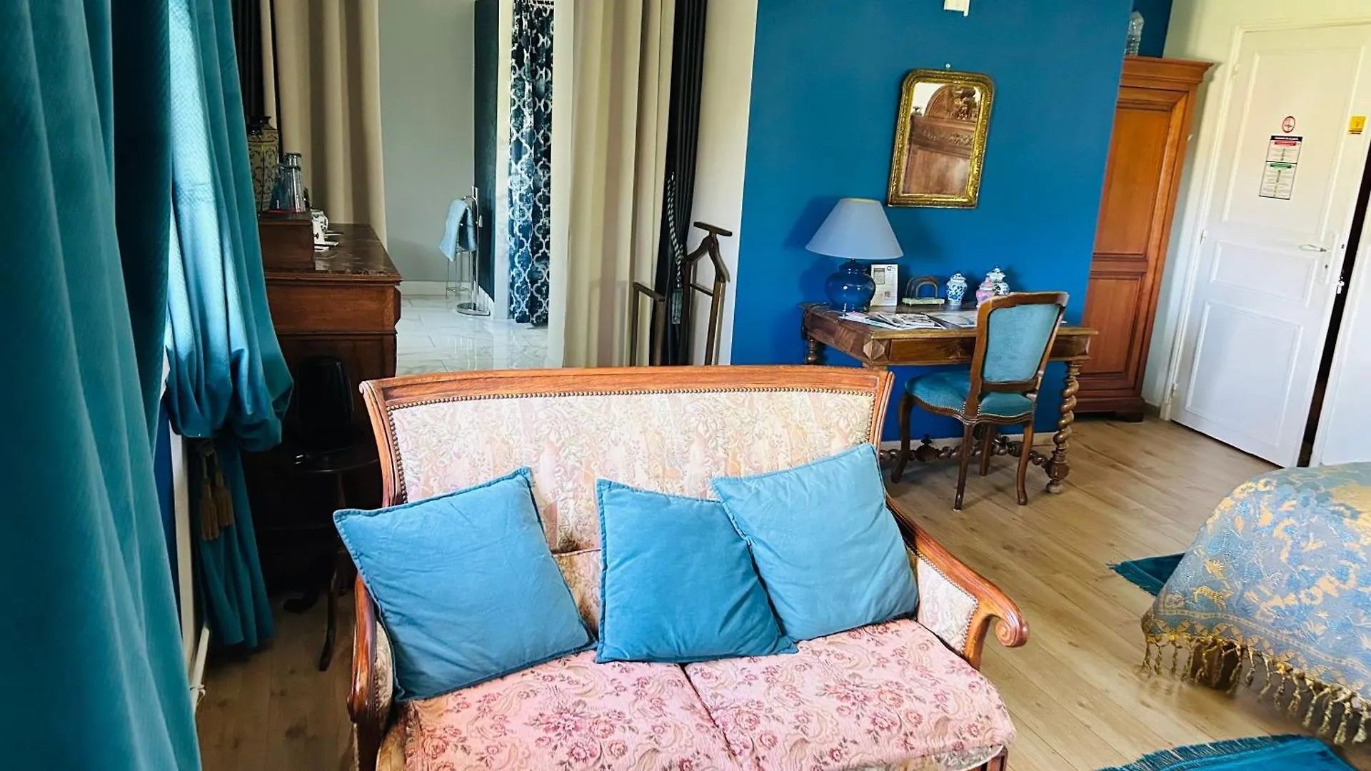 Gasthof Manoir De La Gravette, Manoir Et Table D'Hotes Montauban Frankreich