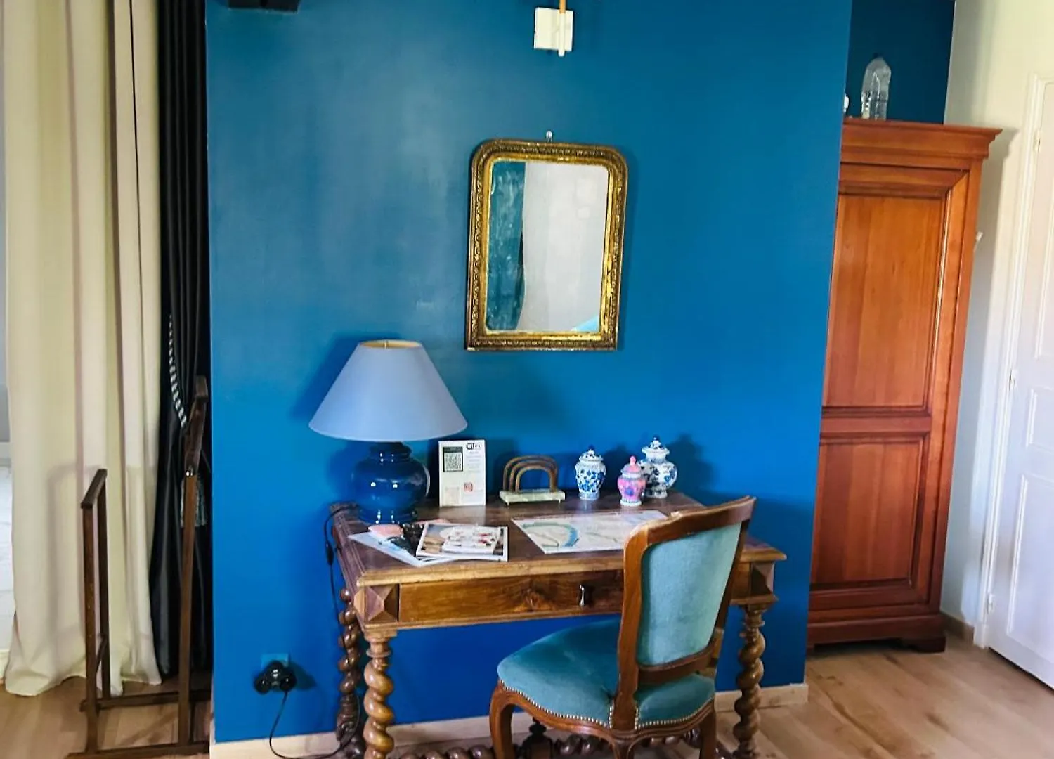 Manoir De La Gravette, Manoir Et Table D'Hotes Montauban